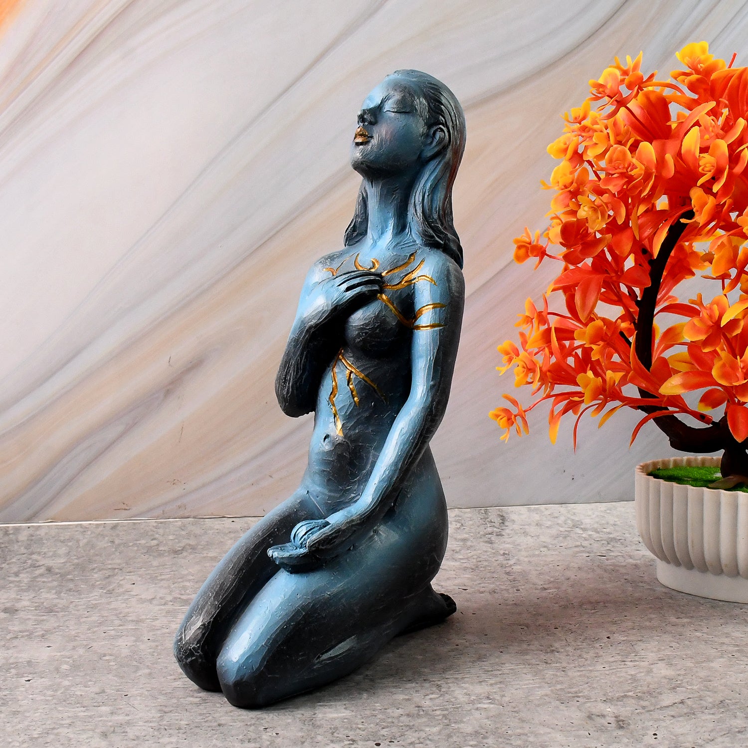 Elegant Resin Kneeling Woman Decorative Statue (1 Pc) Elegant Resin Kneeling Woman Decorative Statue (1 Pc)